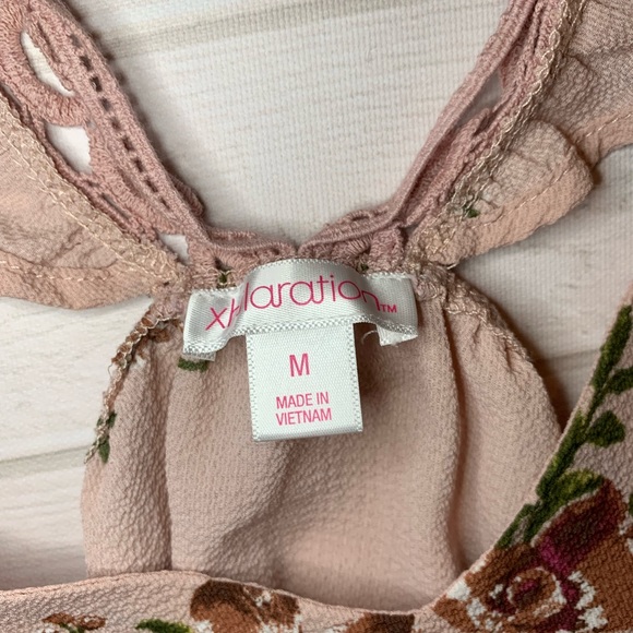 Pink blouse - Picture 3 of 6